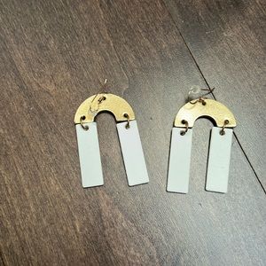Nickel and suede earrings